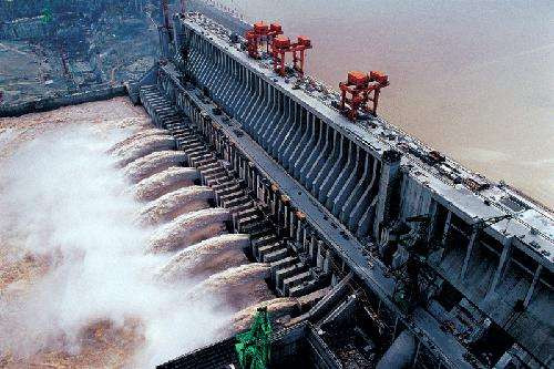 The hydroelectric dam waterproof and repair system